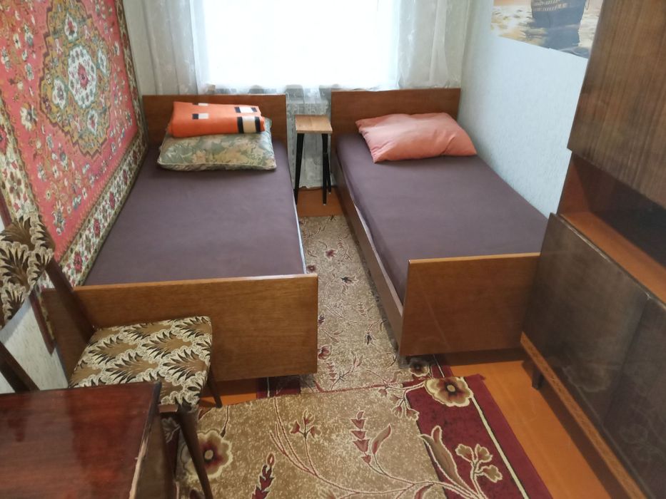 Сдам  2-х кім квар потижнево, помісячно     Соборна 16 для Військових