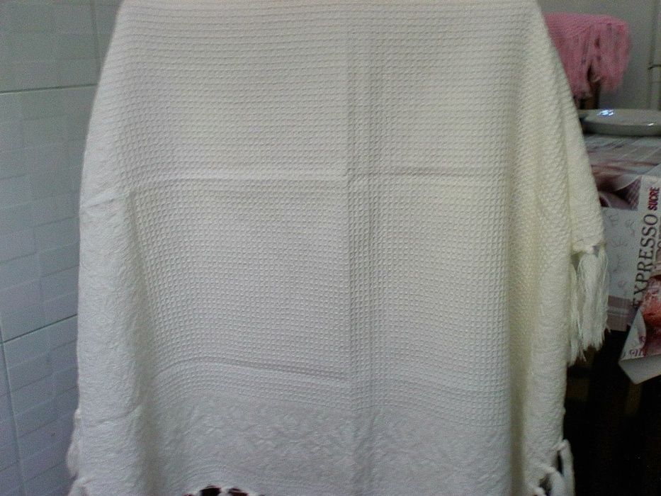 Платок женский белый