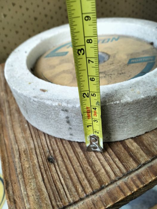 Vários pedras de esmoril