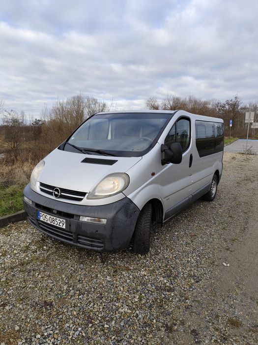 Sprzedam Vivaro 1,9 dci