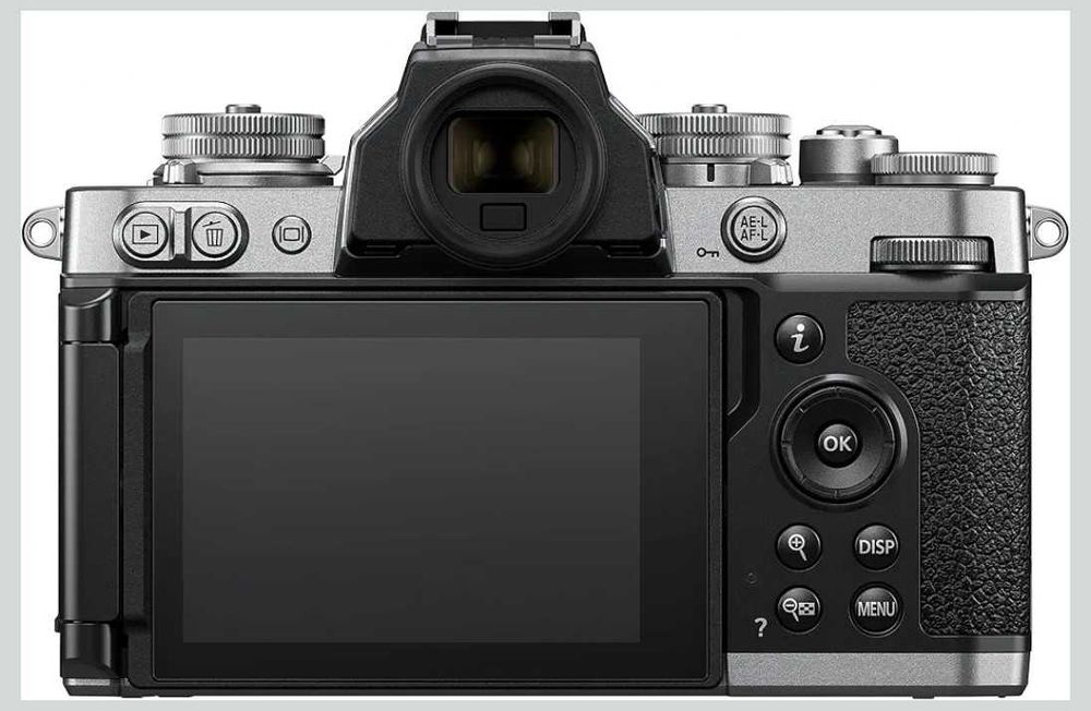 Nikon z fc como nova