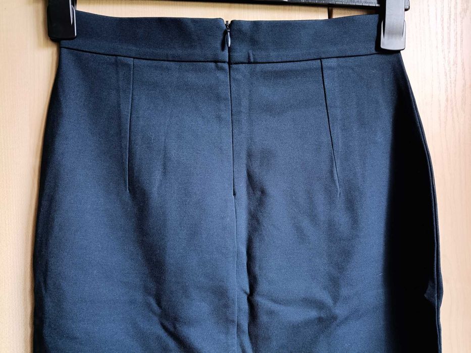 Granatowa elegancka obcisła spódnica do kolan 36 S S1