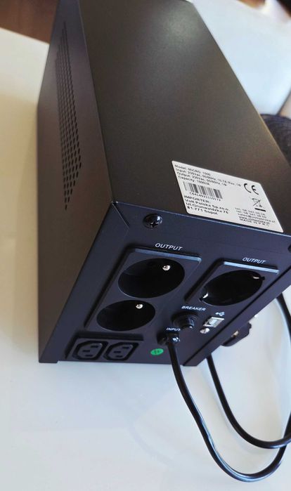 Zasilacz Awaryjny UPS Volt Polska Micro 1200VA 720W AGM 2x7Ah