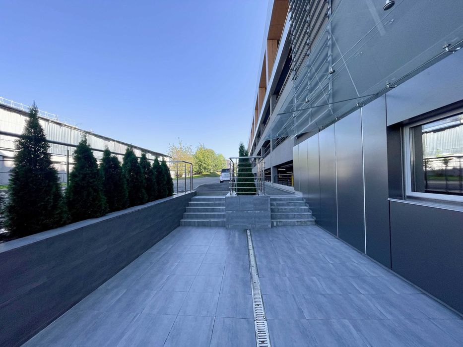 Оренда офісу 367 м2, 10 $/м2, ТРЦ ВІКТОРІЯ ГАРДЕНС