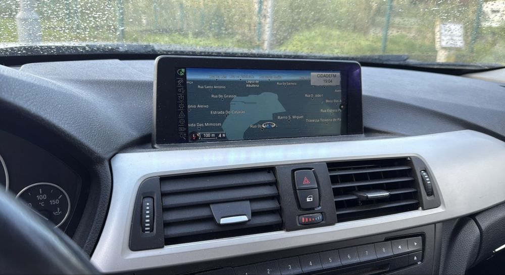 Bmw 320d carrinha F31  2.0d 2014 ler anuncio