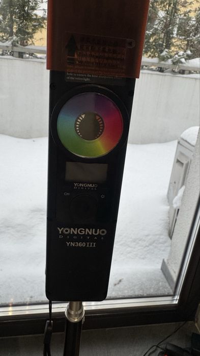 Sprzedam lampę LED Yongnuo YN360 III RGB