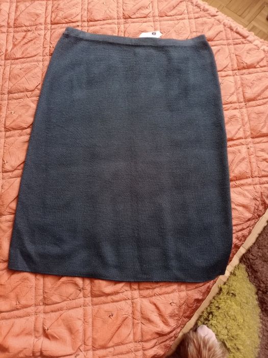 Spódnica damska czarna z dzianiny roz.M/L nowa