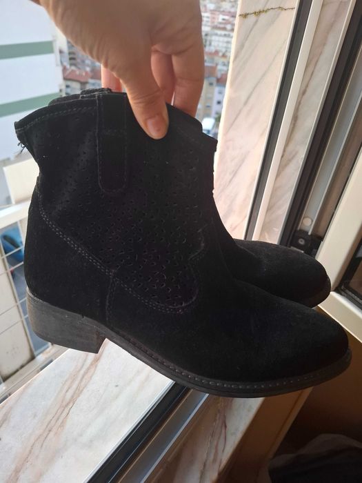 Botas estilo texanas em pele genuína