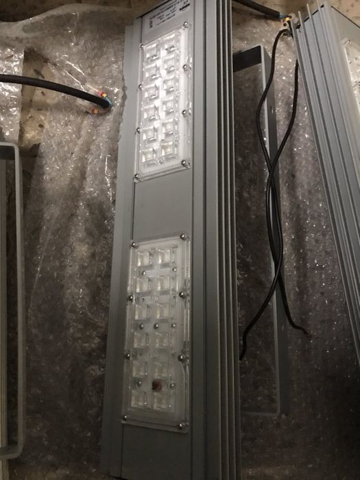 Прожектор, світильник «ВАТРА» ДСУ05У 200Вт, 100Вт, 40Вт