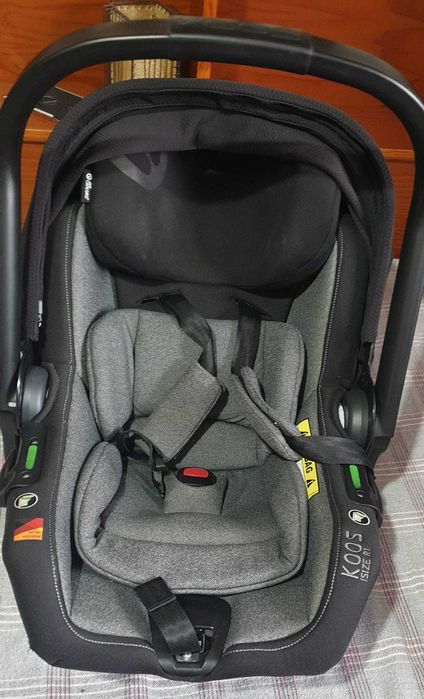 Carrinho Mum + alcofa + babicoque  +  base isofix Jané