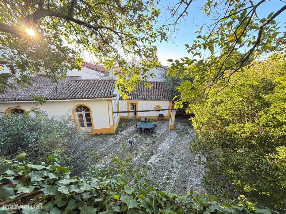 Edifício no Centro Histórico de Portalegre – Uma Oportunidade Única — Sé E São Lourenço, Portalegre