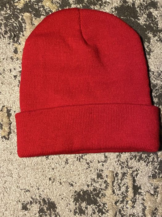 Червона шапка Vans