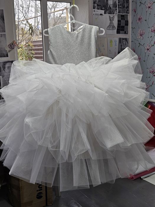 Сукня сніжинка плаття на дівчинку білого кольору Сукня янгол