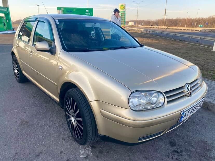 Продам Volkswagen Golf 4 1.4