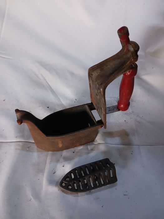 Ferro de brasas da metalurgica Alba (miniatura)