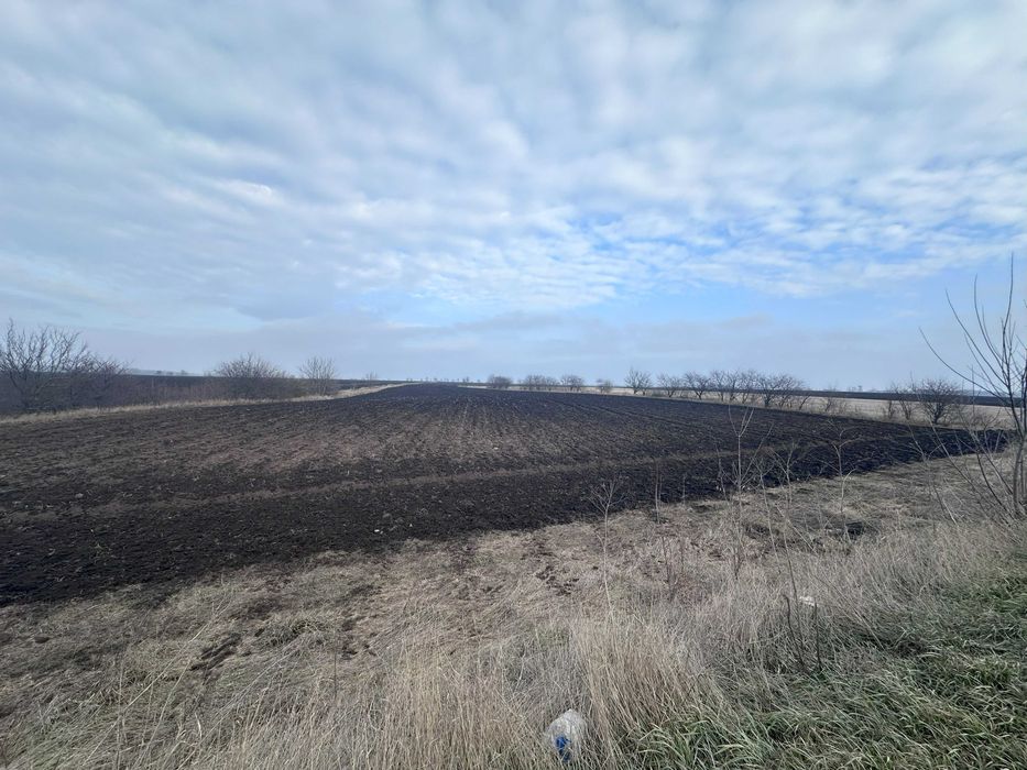 Продаж землі фасад Черкаського шосе (кільцева)