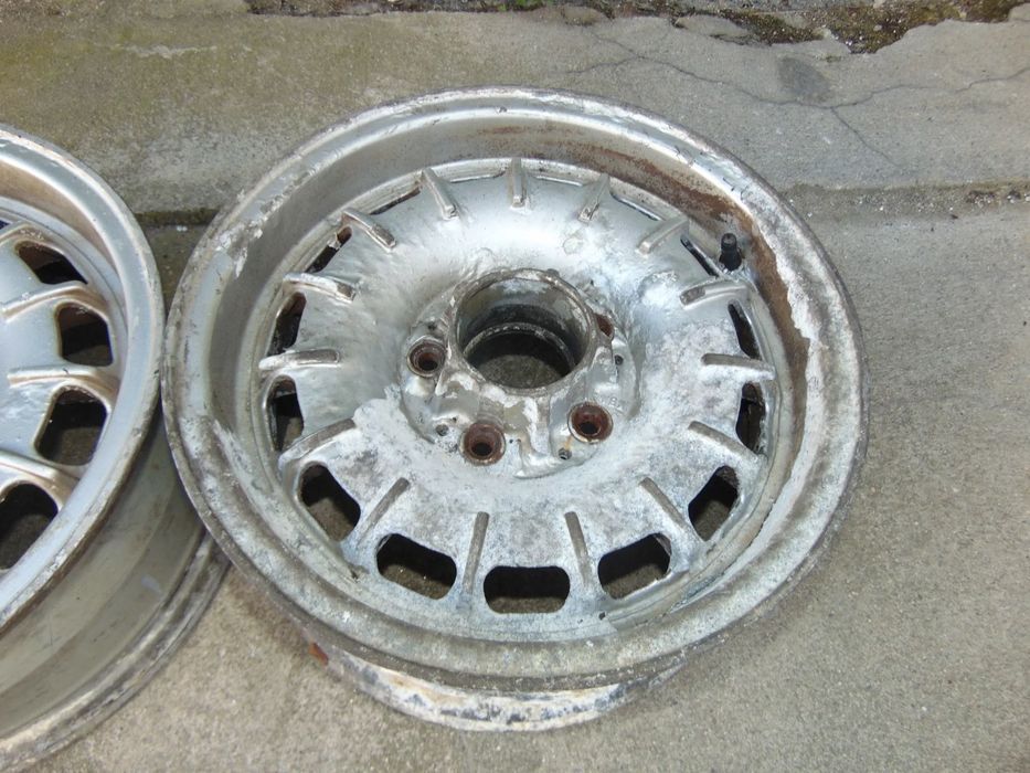 Mercedes W123/W114/115 jantes especiais usado em bom estado