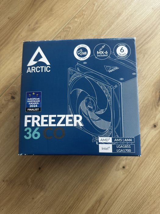 Arctic Freezer 36 CO Czarny