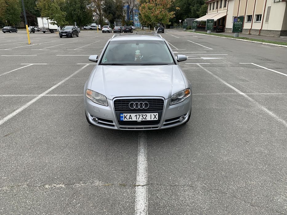Audi A4 B7 6500$