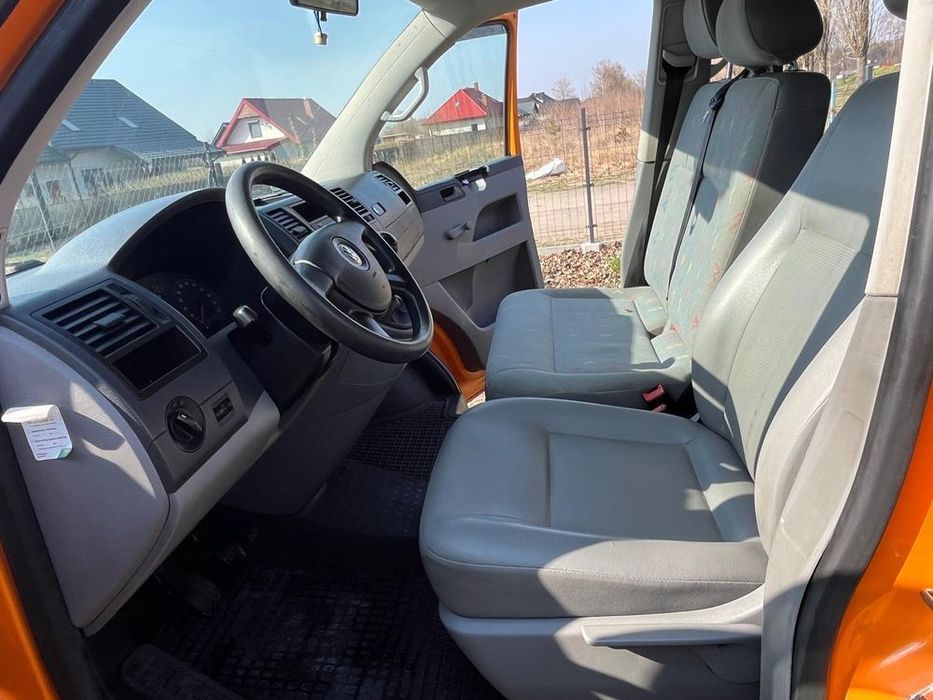 Volkswagen Transporter Volkswagen T5 LONG