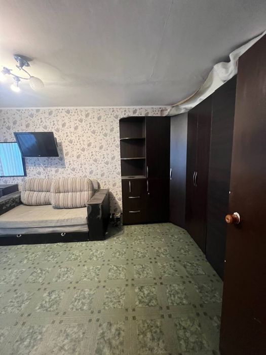 Продам1 к кв вул . Осіння