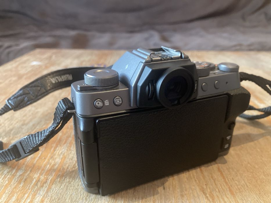 fujifilm xt 200 - купити фототехніку, відеотехніку - Ціна на OLX.ua