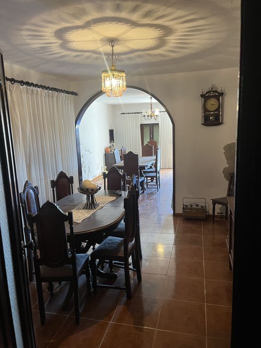 Moradia T5 com terreno