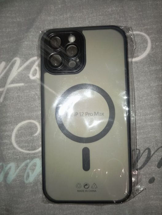 Чохол на iPhone 12 pro max з Magsafe