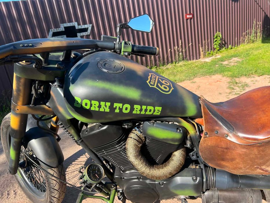 Suzuki Intruder 1400 Bobber Custom Drag