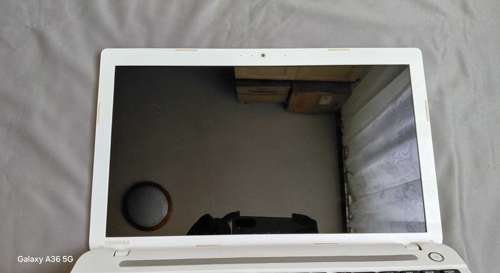 Nie zawodny Laptop Toshiba Satellite C55-A-199