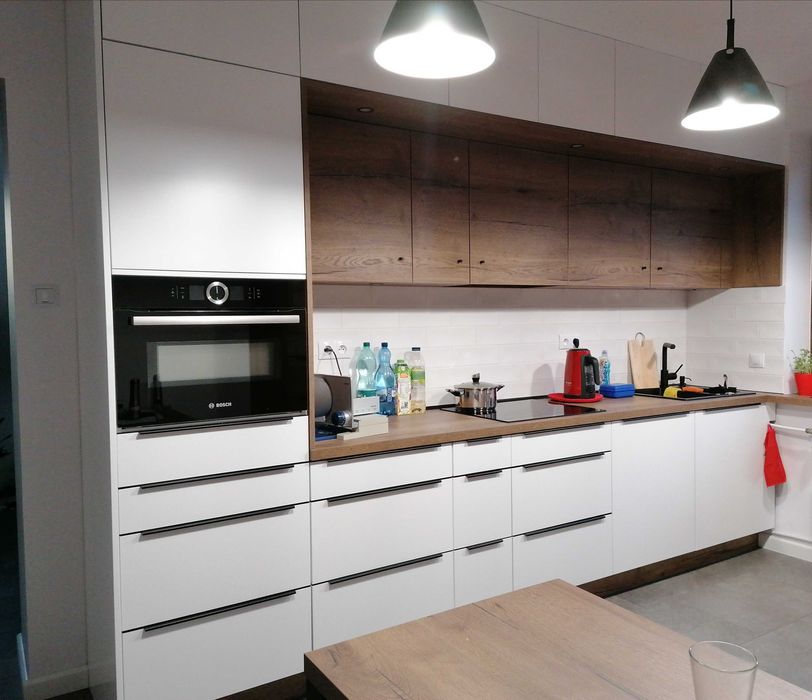 Blaty kuchenne i panele na ścianę między blatem a szafkami  gr8mm W-wa