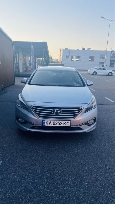 Продається автомобіль Sonata 2.0Lpi