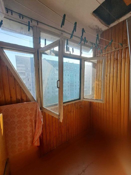 Продаж квартири. 2-кімнатна квартира на проспекті Миру (лівий берег)