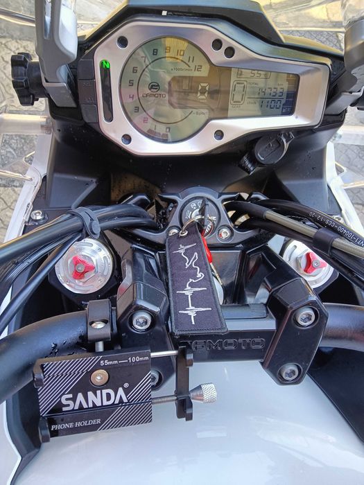 Vendo CF MT 650 de 2021 61 CV
