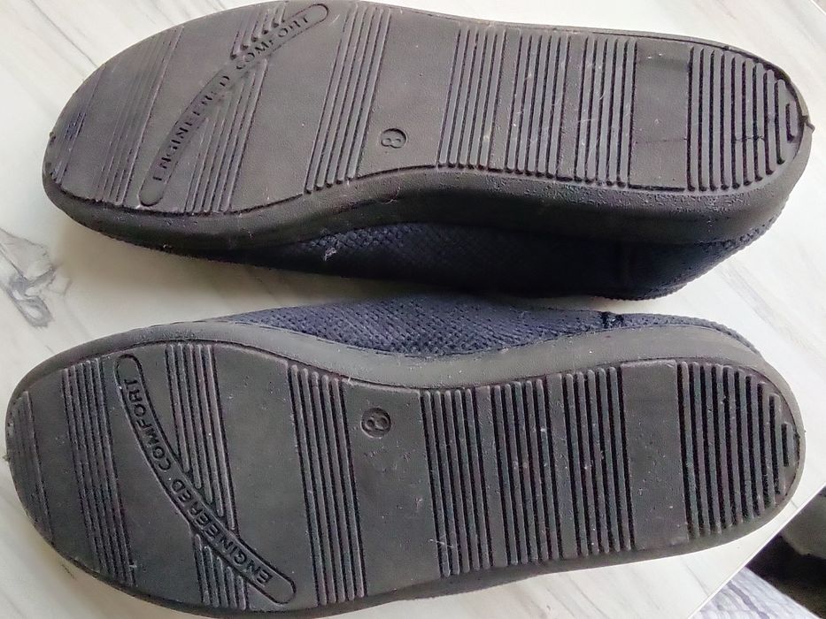 Чоловічі домашні капці M&S р. 8(UK)