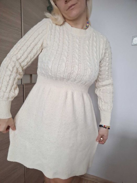 Sukienka sweterkowa ecru L/XL