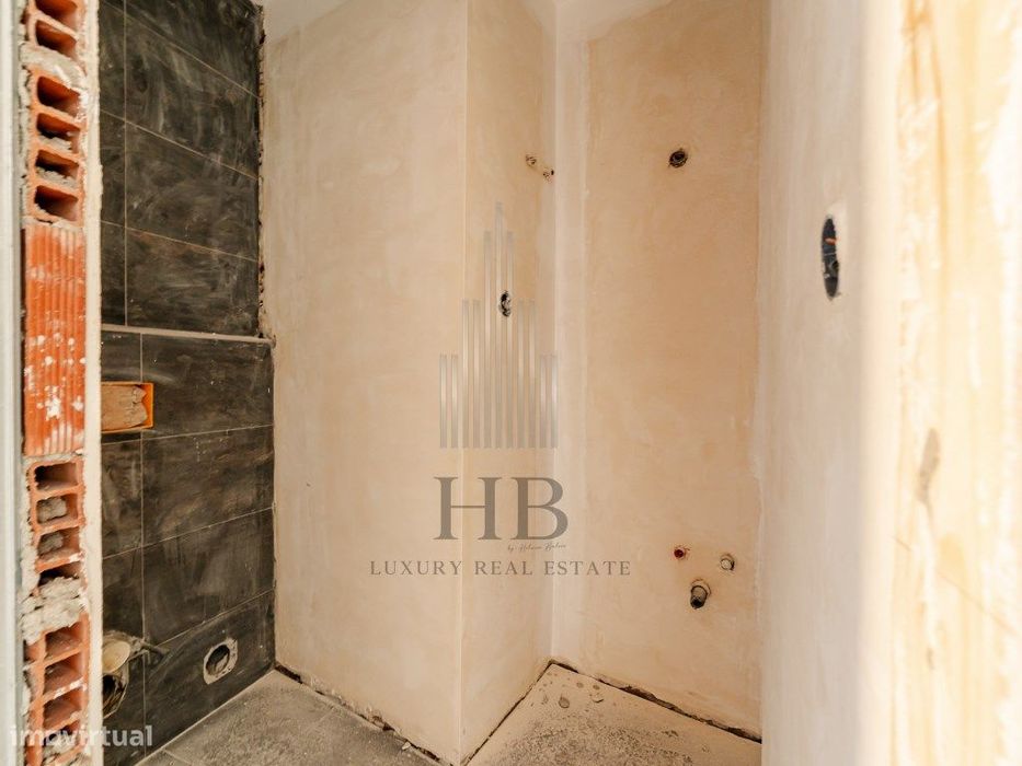 Apartamento T2 com terraço - Loures