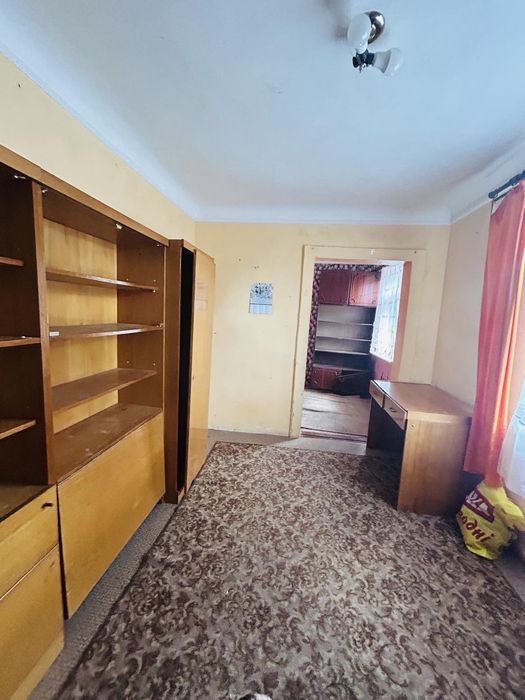 Продаж квартири на землі по вулиці Псільська..