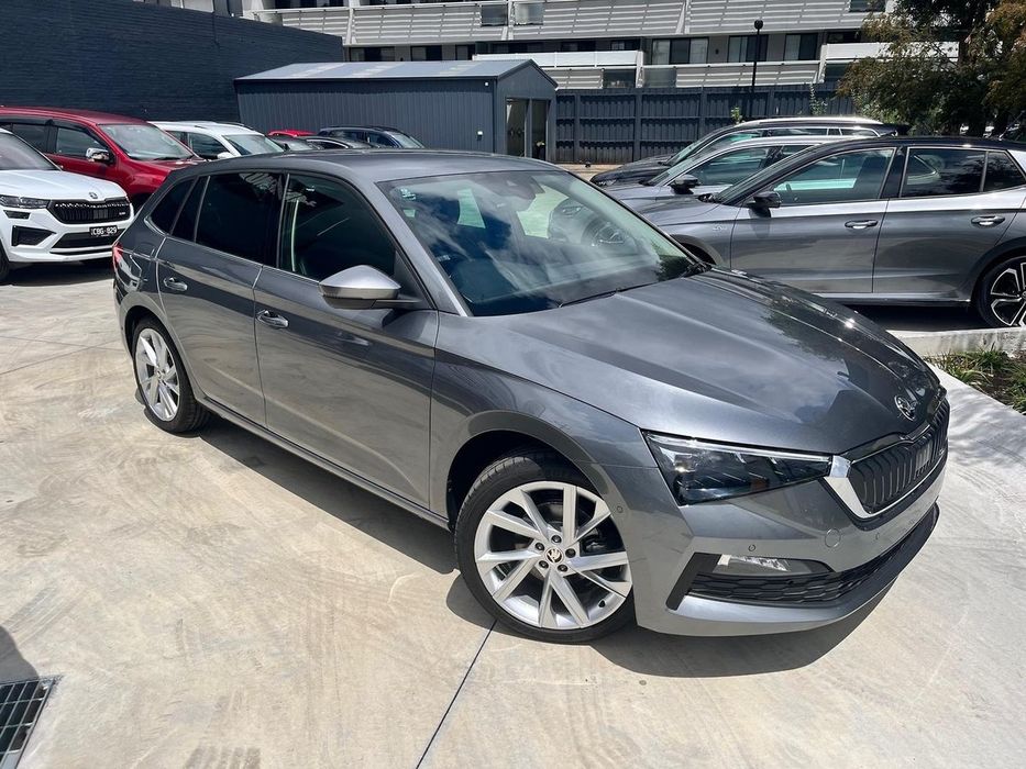 Wypożyczalnia samochodów.Nowe octavie.