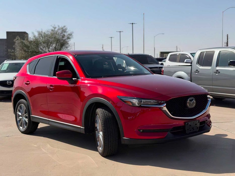 Mazda CX-5 Touring      2021