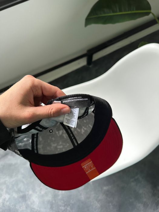 Оригінал! Nike Snapback кепка нова!
