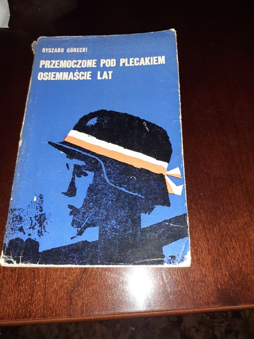 Przemoczone Pod Plecakiem Osiemnaście Lat