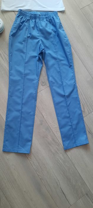 Медичний  спец костюм