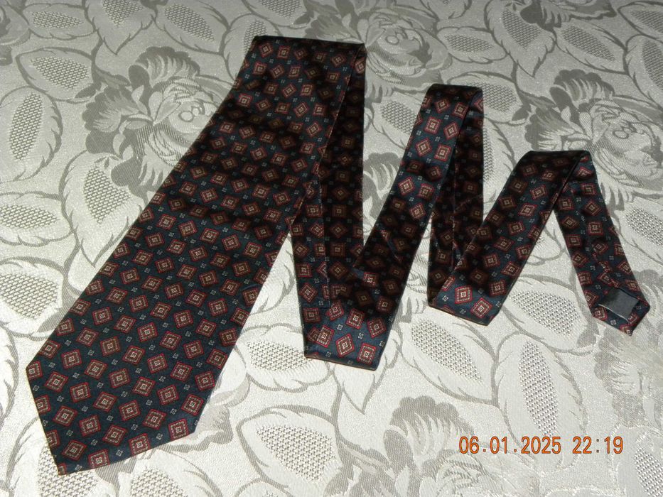 Jedwabny włoski krawat wizytowy Danilo