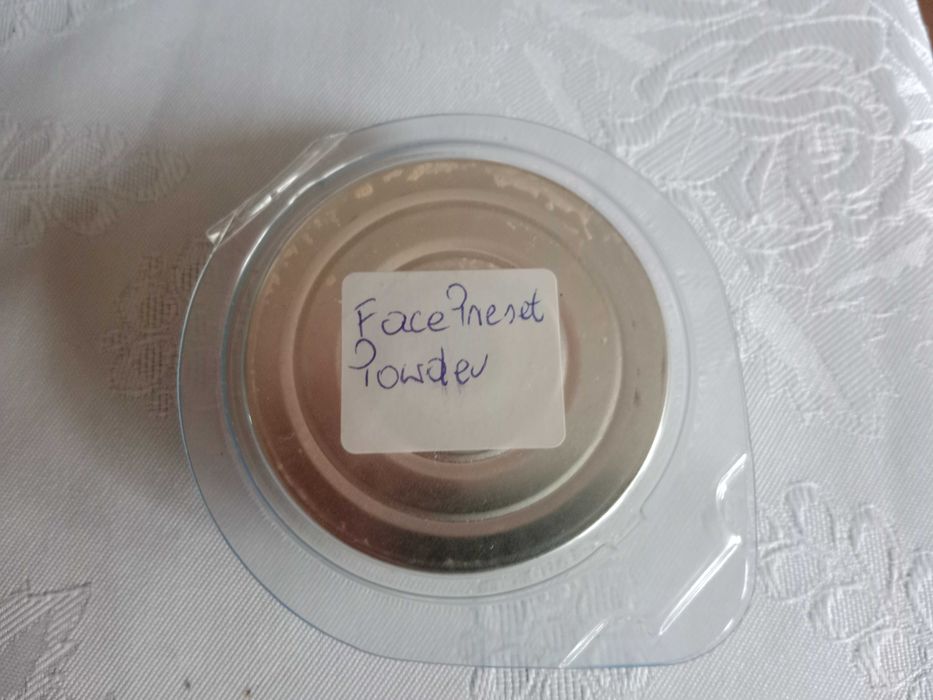 bell face pressed powder