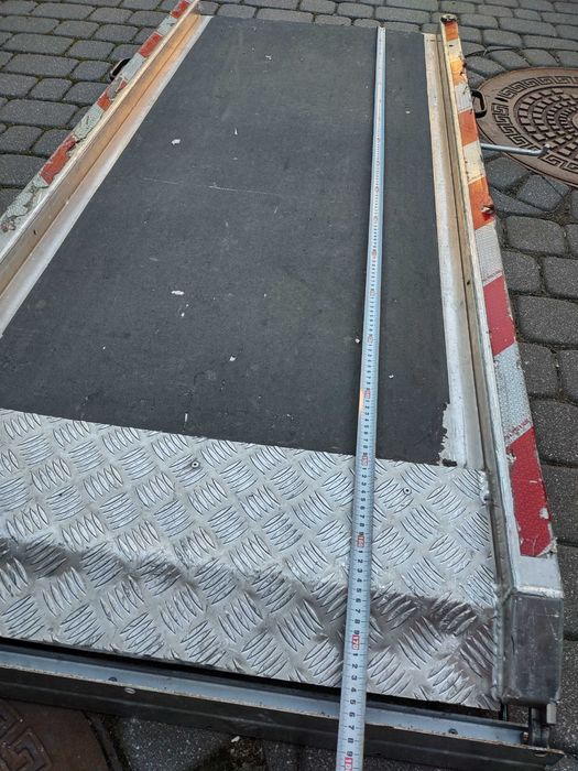 Rampa najazd do auta dostawczego van bus