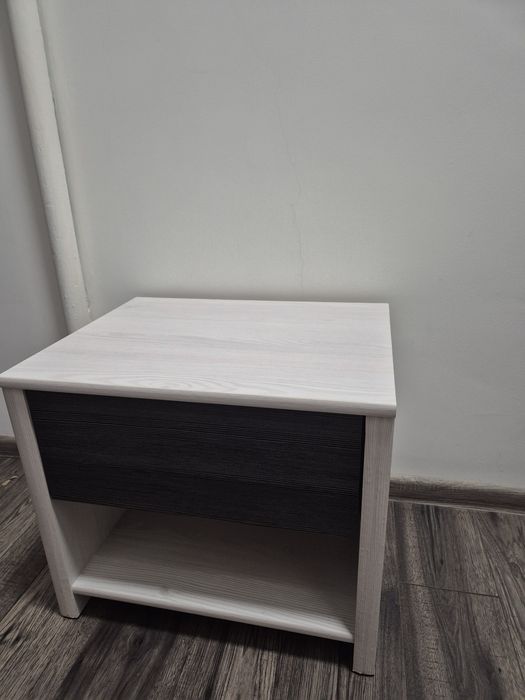 Stolik nocny -  Black Red White