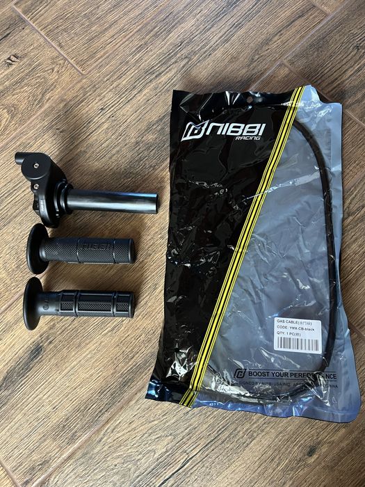 Короткохідна ручка газу мотоцикла , тросик так гріпси від фірми Nibbi