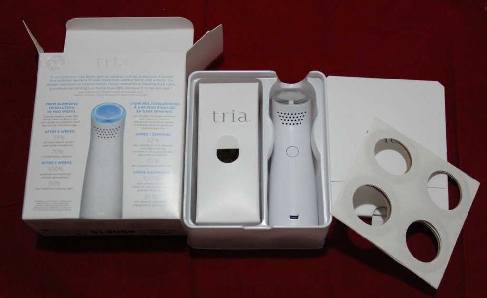 Аппарат по удалению прыщей и акне Tria Positively Clear Acne Clearing Blue Light