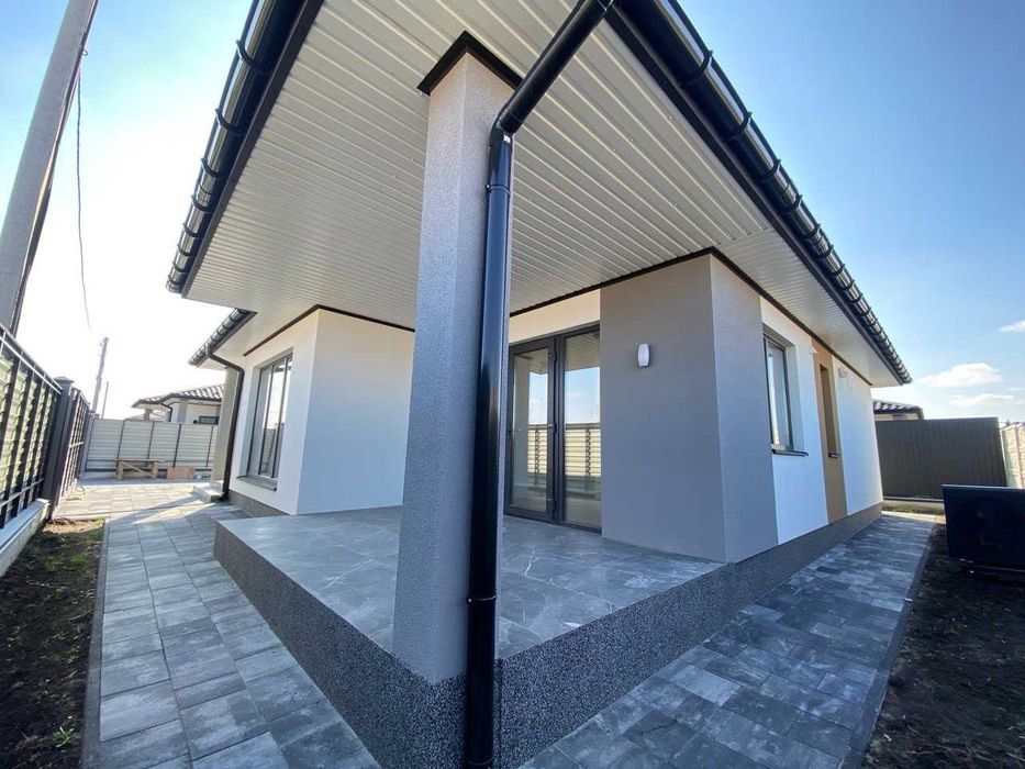 Продам новий будинок з ремонтом в мкр. Академічний 2342